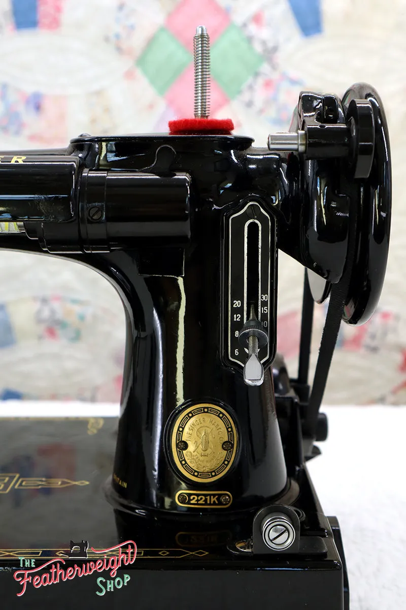 Singer Featherweight 221K Sewing Machine EL539***