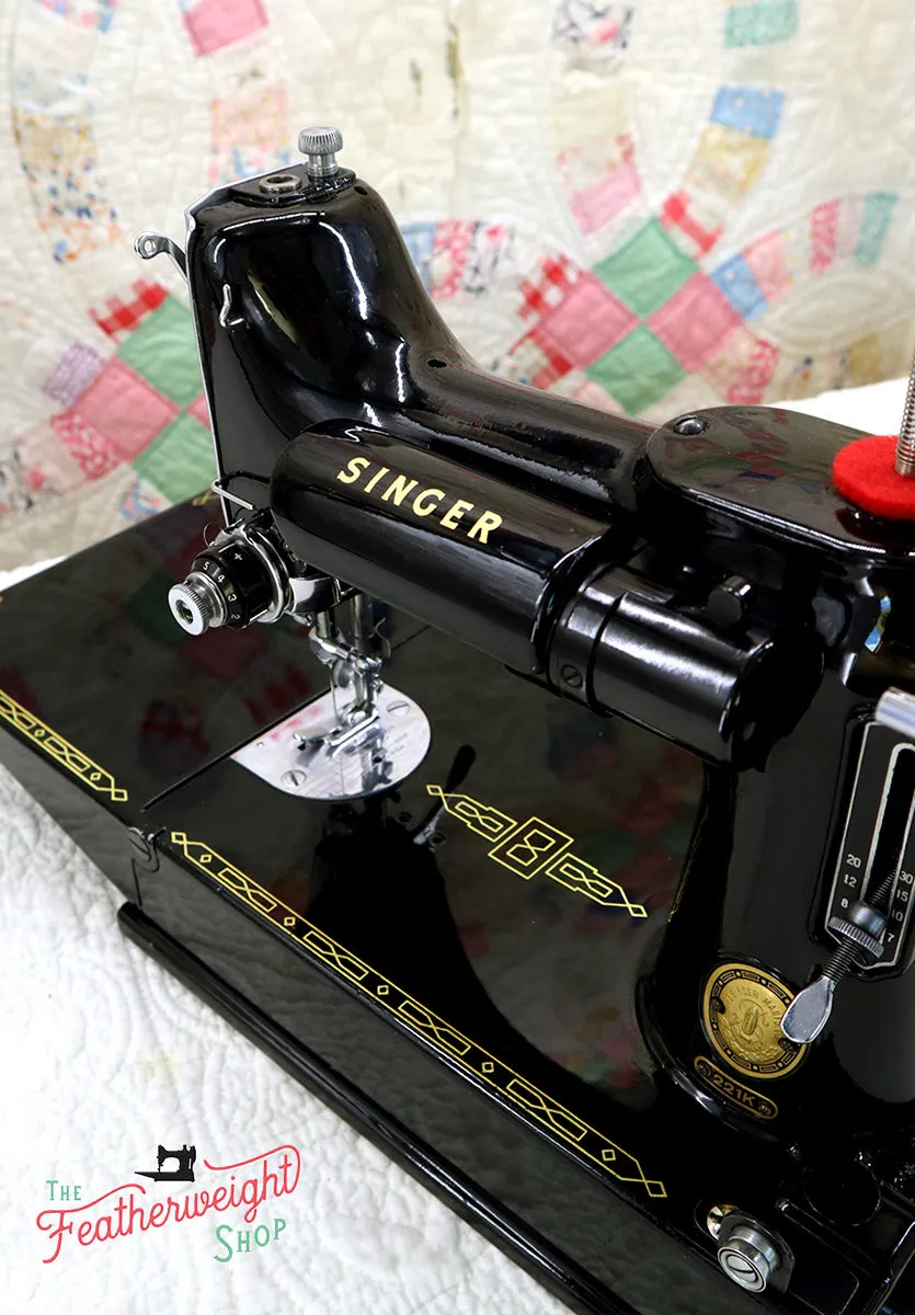 Singer Featherweight 221K Sewing Machine EL539***
