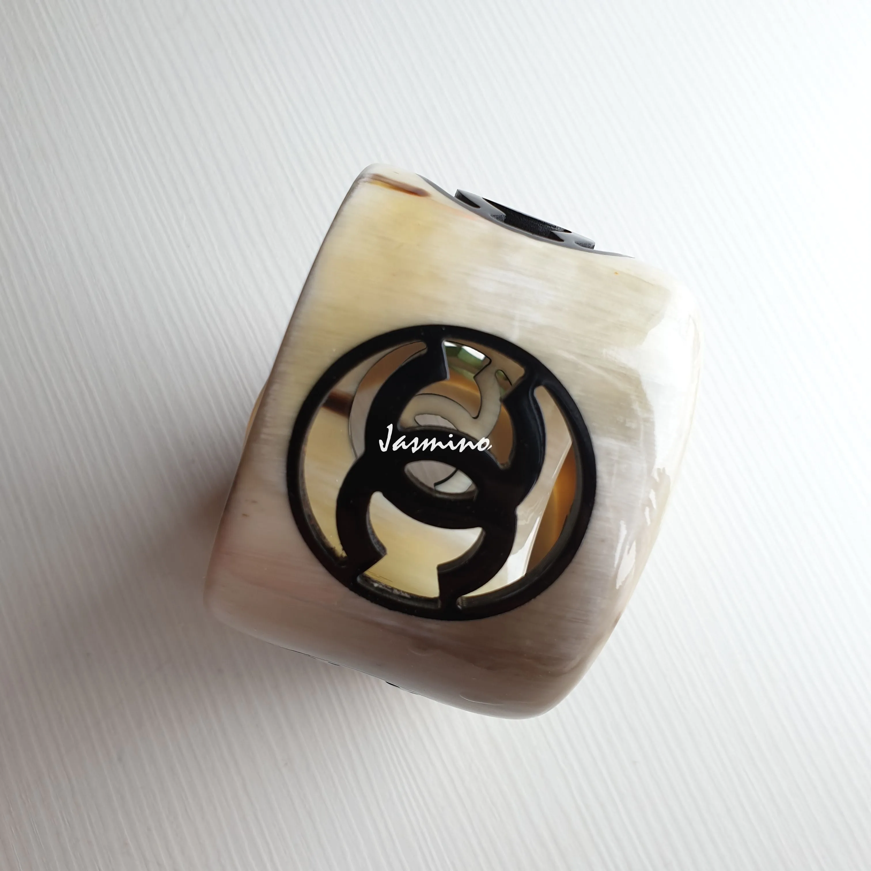 Trendy Handmade Bracelet J17973, Made by Natural Material