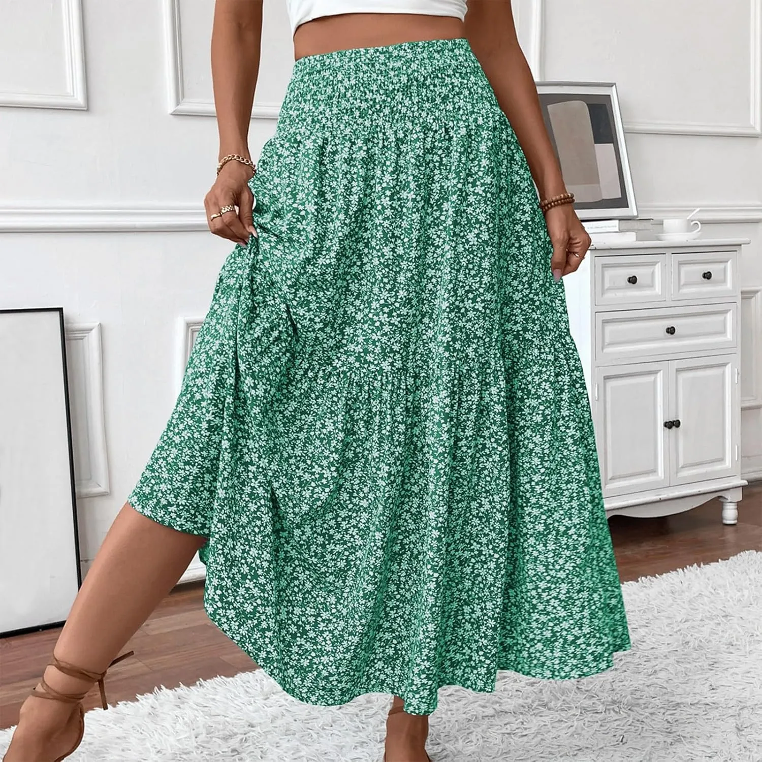 Womens Boho Maxi Skirt Summer 2025 Floral Print Long Skirts Fashion Smocked High Waisted Maxi Skirts with Pockets
